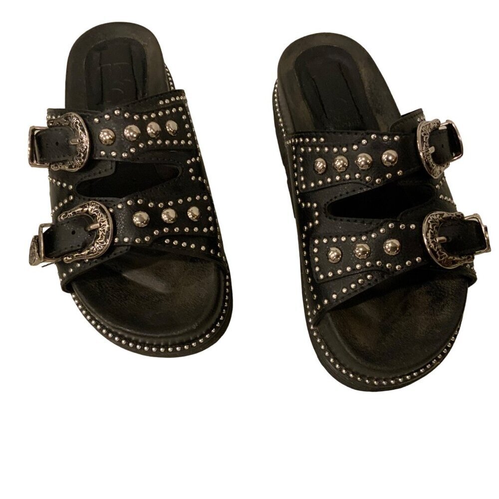 Black Studded Leather Sandle Women's size 35-6 slid on chunky sole, retro/wester